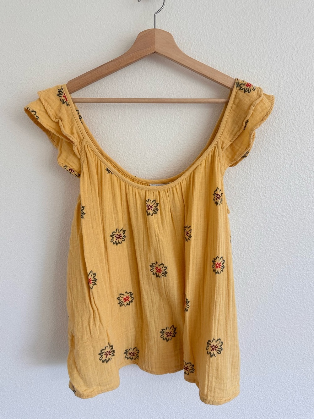 Mustard Floral Scoop-Neck Women's Top 100% cotton